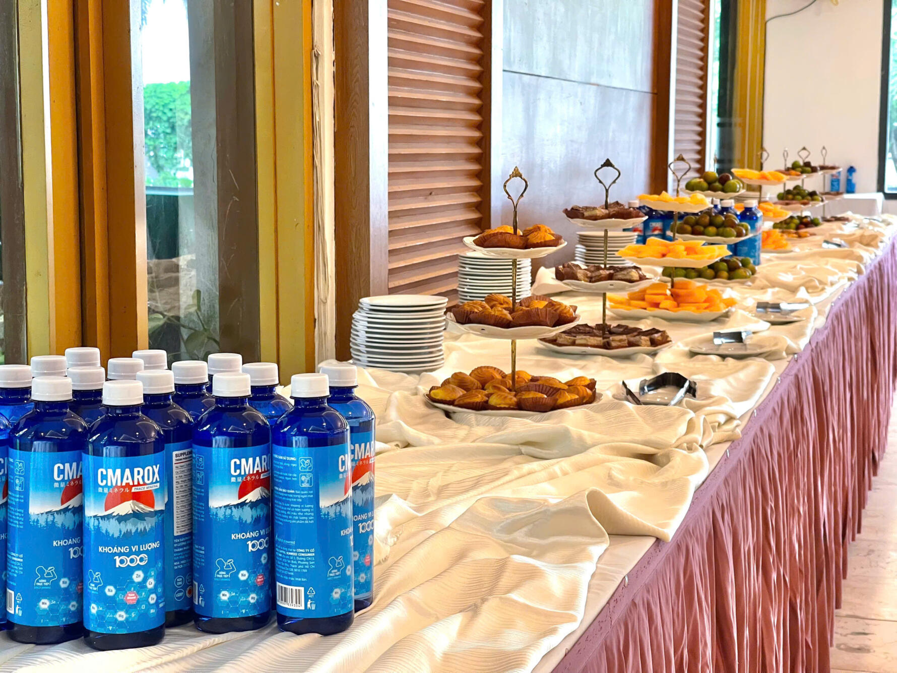 hoi-thao-asean-ha-noi-2025-nuoc-uong-khoang-vi-luong-cmarox